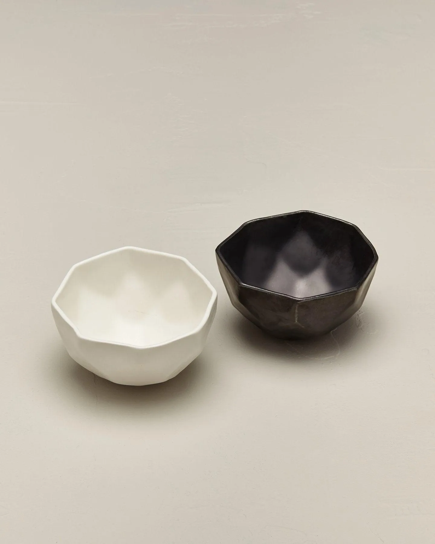 Battuto Dessert Bowl - Snowflake