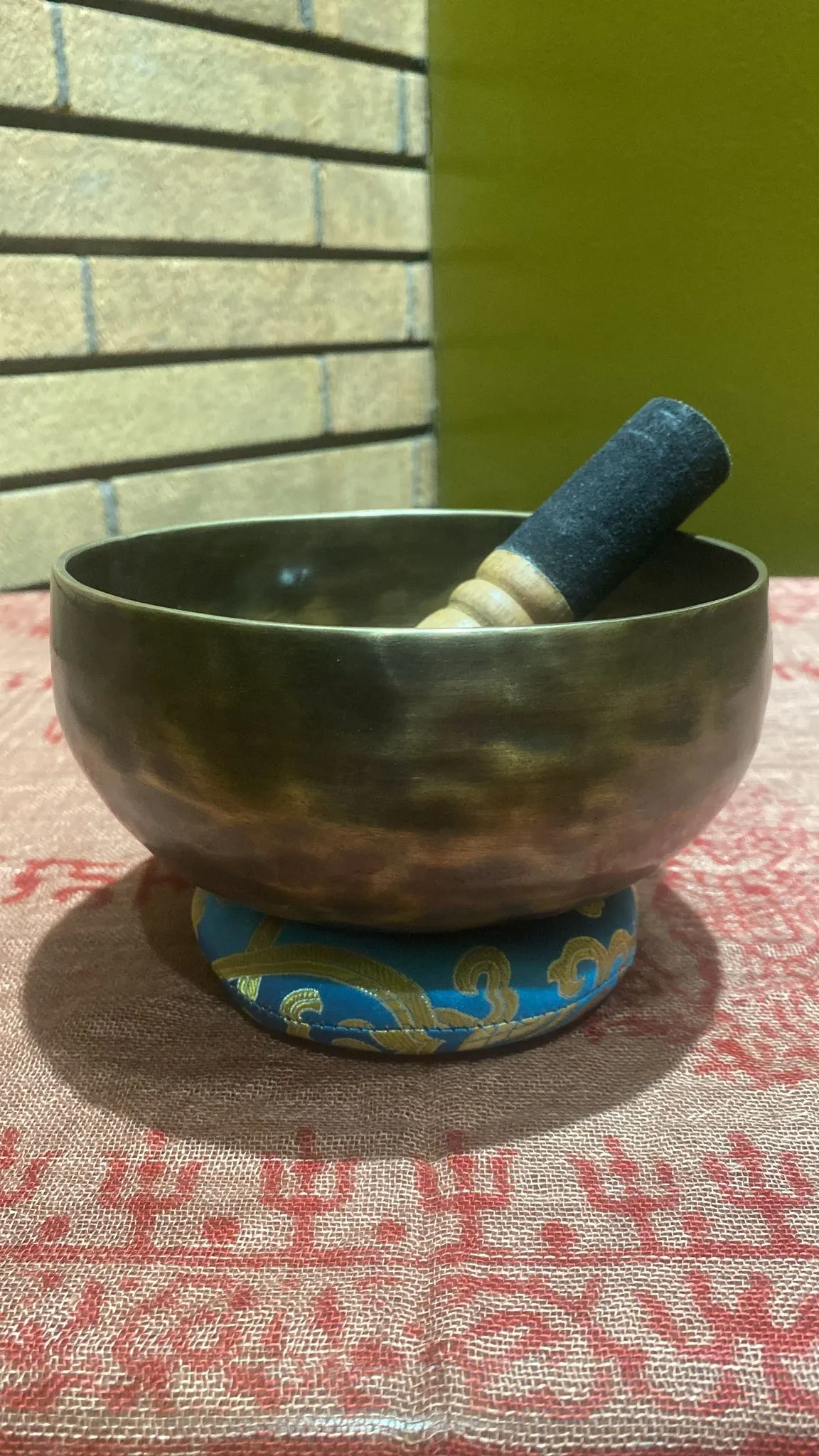 Hand-Pounded 7 Metal Tibetan Singing Bowl (L)