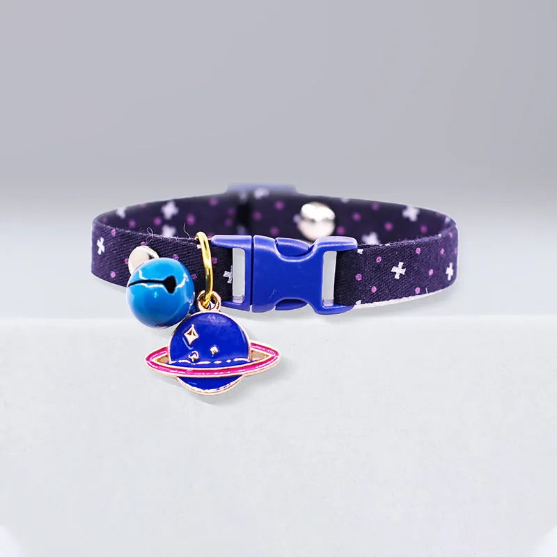 Safe and Adorable Cat Collars with Matching Charms